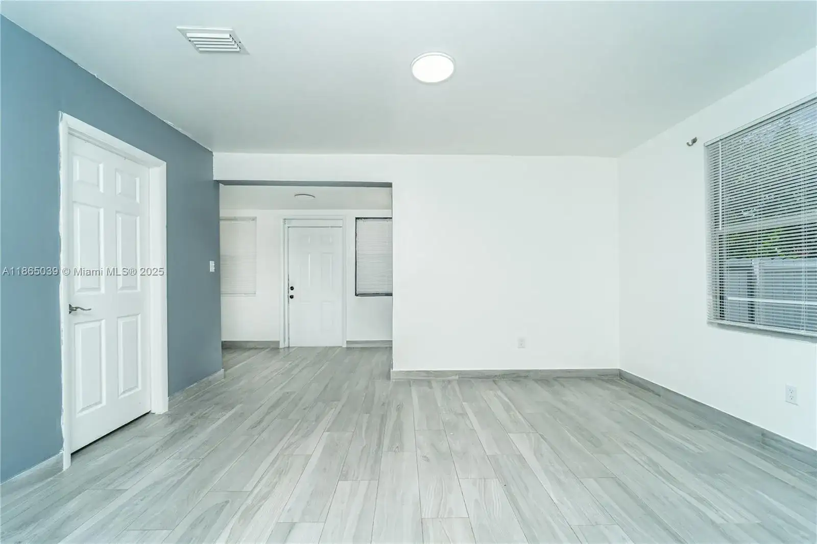 5725 NW 24th Ave, Miami FL 33142 photo 4