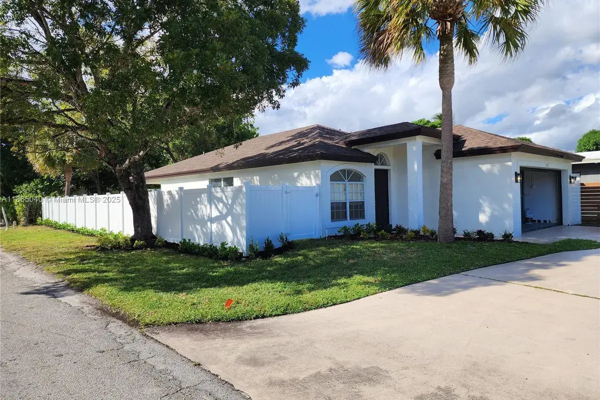 1701 NW 6th Ave, Fort Lauderdale FL 33311