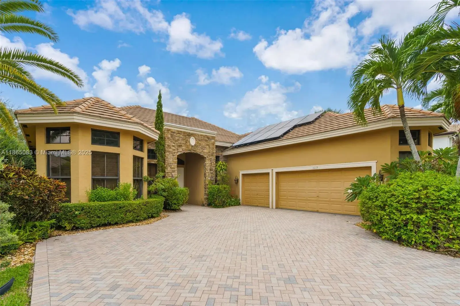 3617 Royalle Ter, Wellington FL 33449
