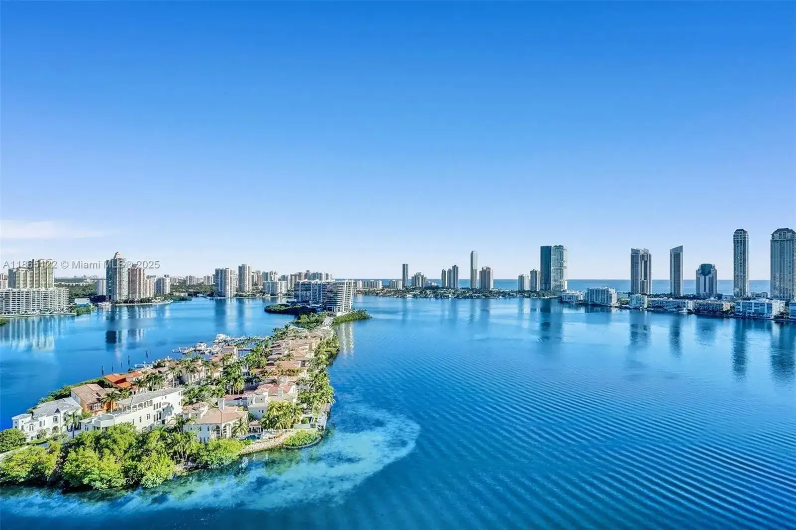 6000 Island Blvd # 707, Aventura FL 33160 photo 2