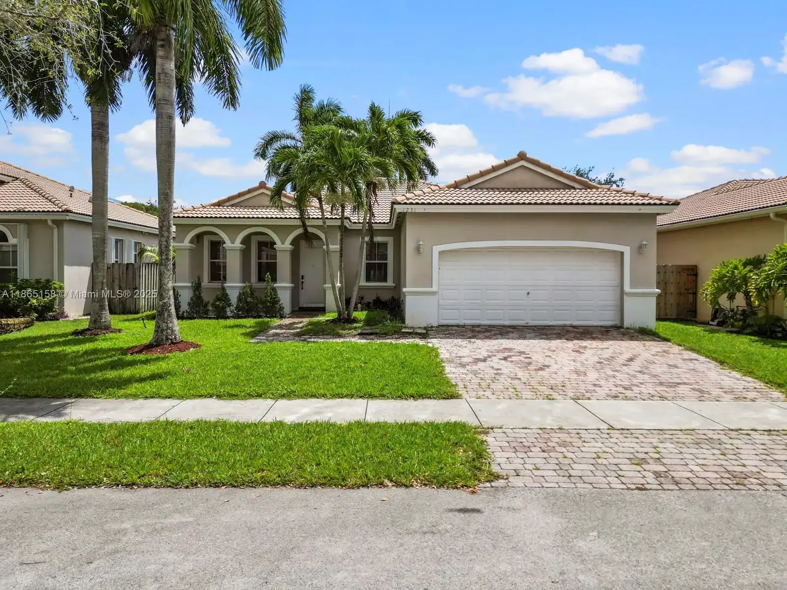 1231 SE 16th Ave, Homestead FL 33035 photo 3