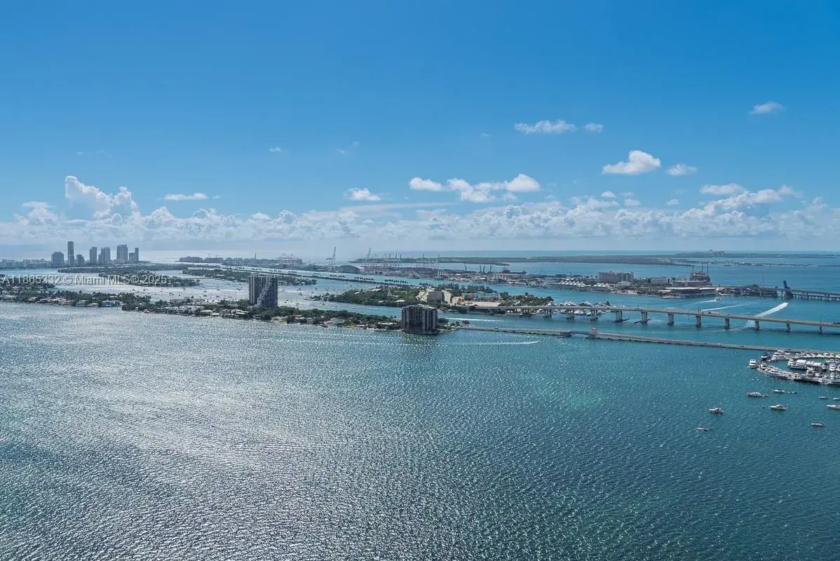 700 NE 24th St # 4303, Miami FL 33137