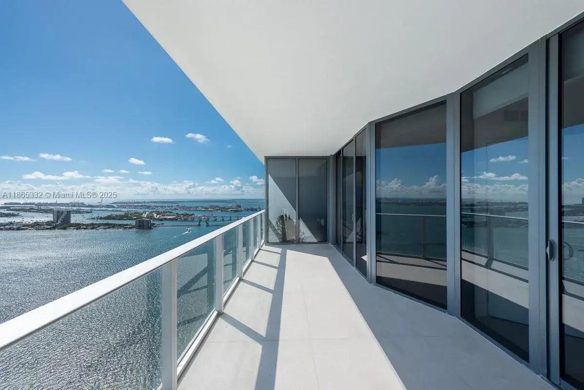700 NE 24th St # 4303, Miami FL 33137