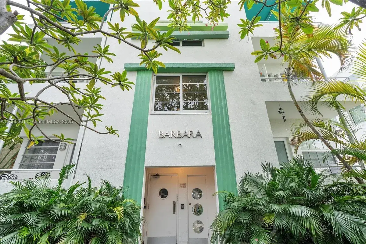 1211 Pennsylvania Ave # E1, Miami Beach FL 33139