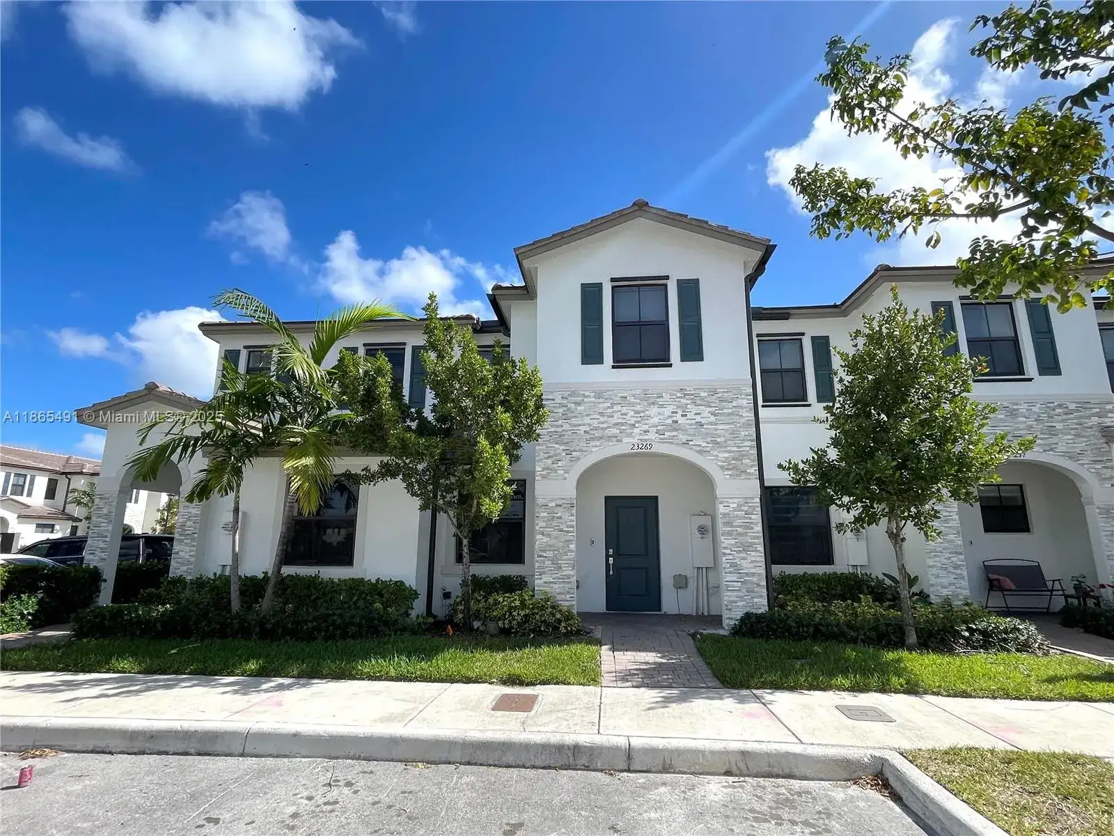 23269 SW 129th Path # 23269, Miami FL 33170 photo 2