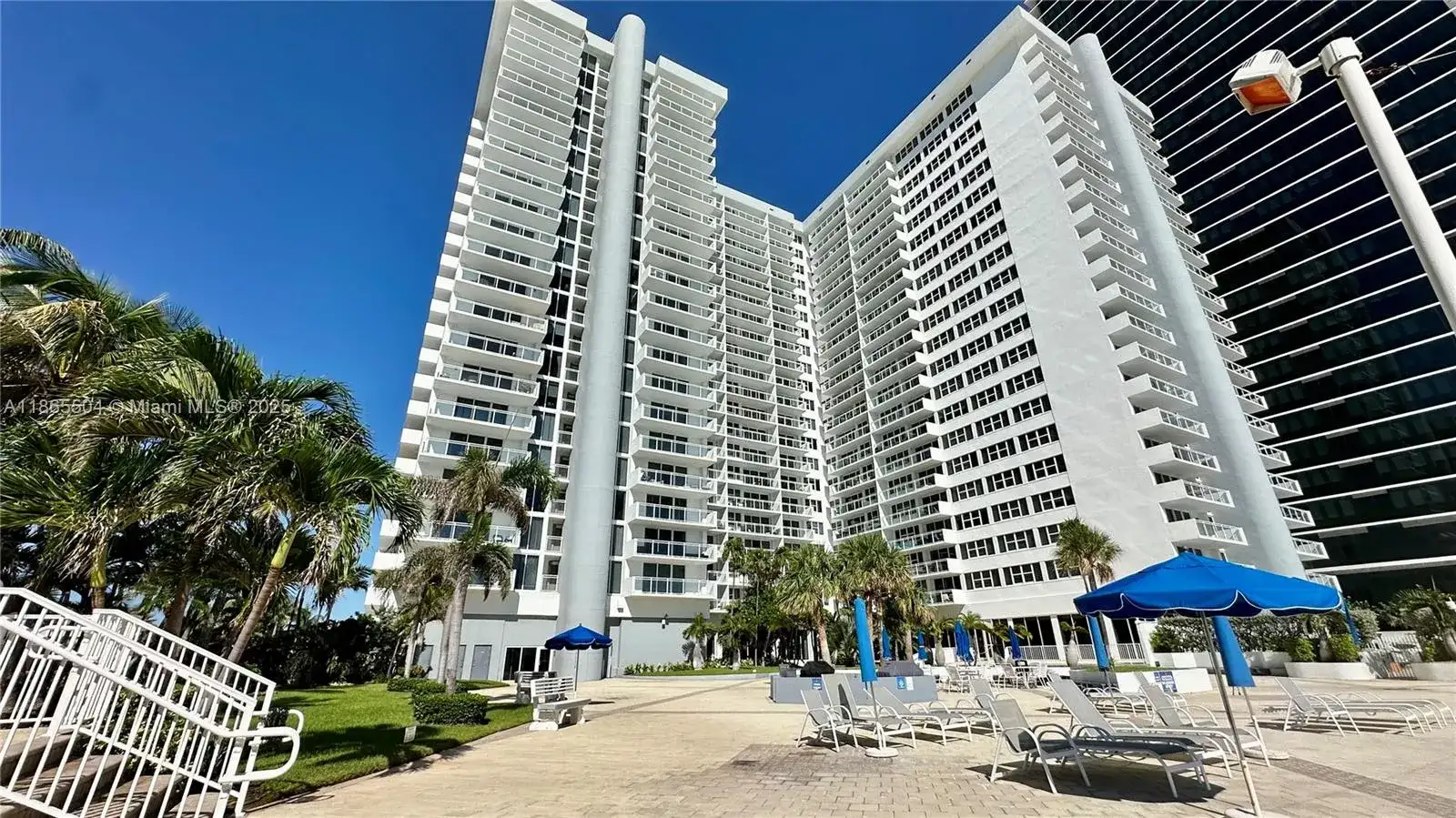 2030 S Ocean Dr # 1022, Hallandale Beach FL 33009 photo 2