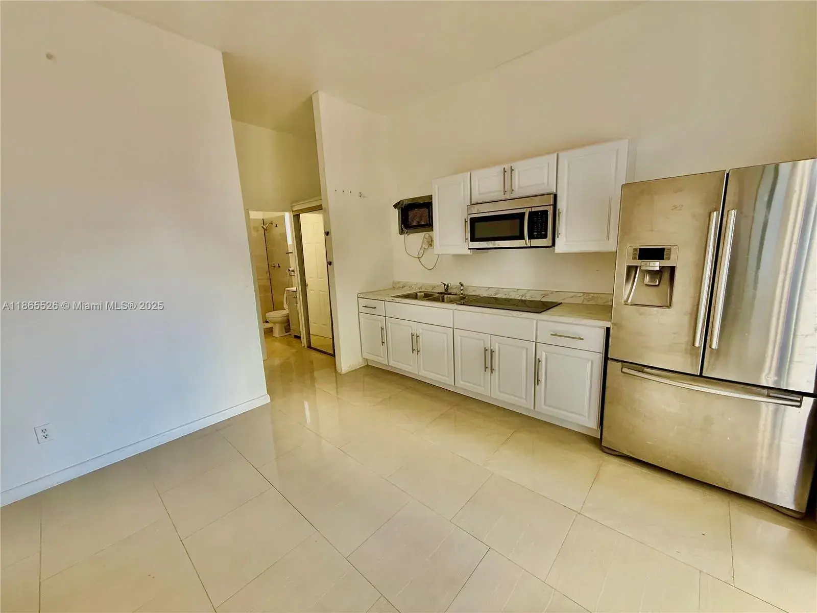 2516 Cleveland St # B, Hollywood FL 33020