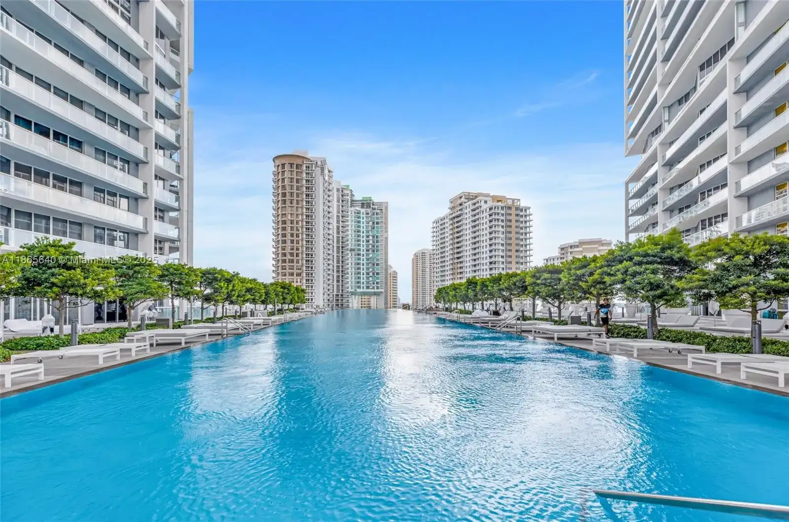 475 Brickell Ave # 714, Miami FL 33131 photo 2