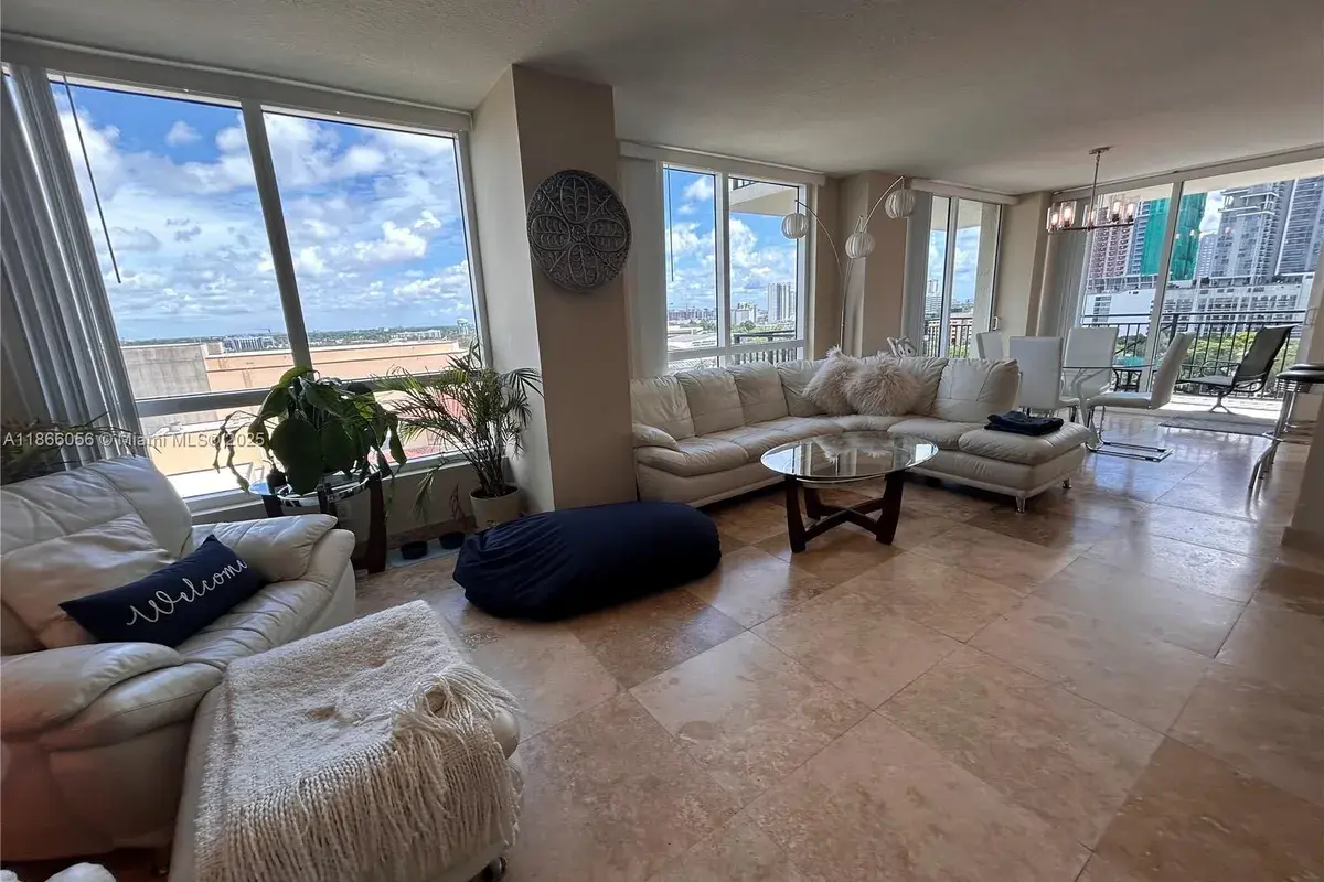 610 W Las Olas Blvd # 1217N, Fort Lauderdale FL 33312