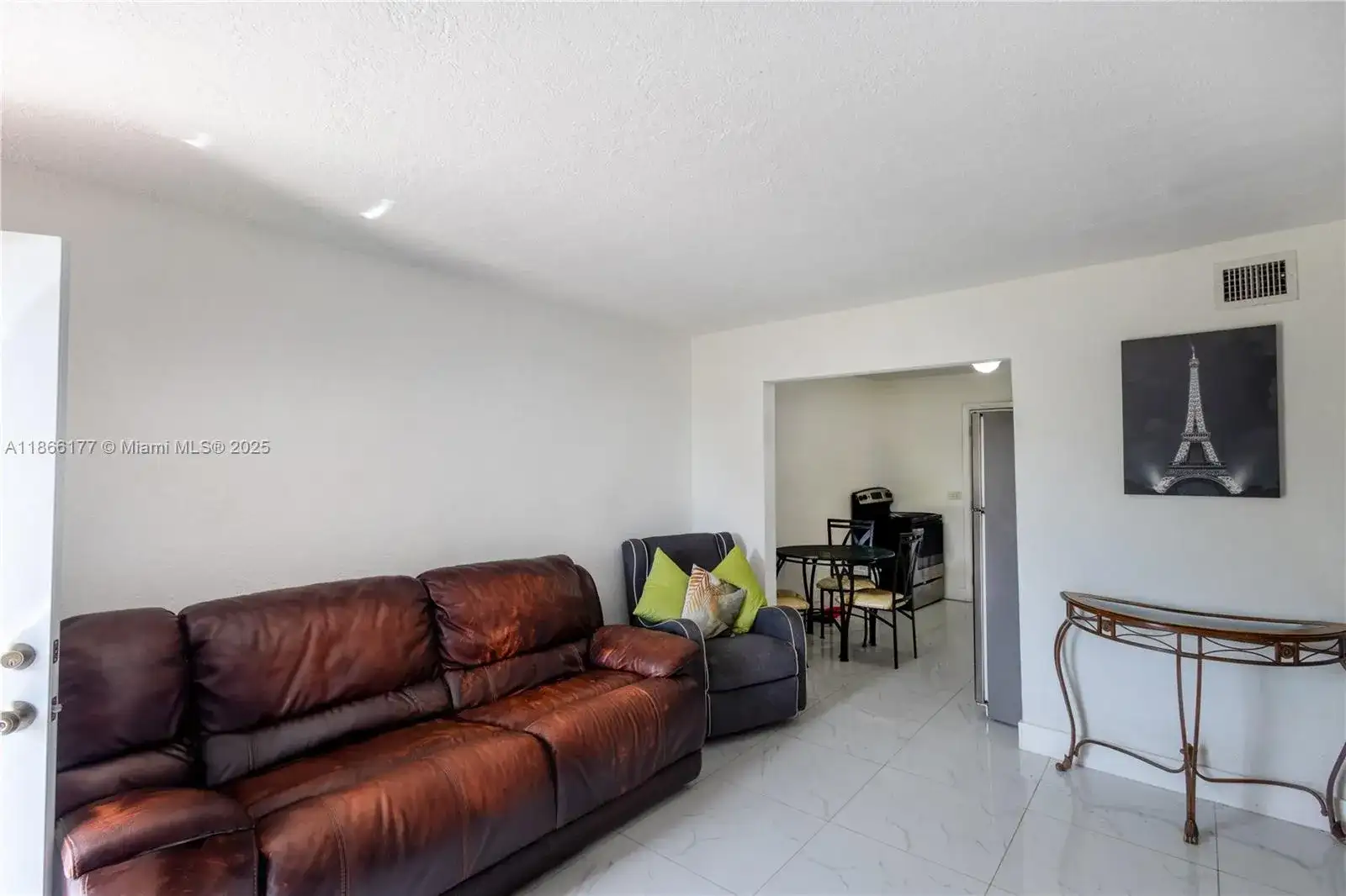2651 NW 13th St # 43, Miami FL 33125 photo 4