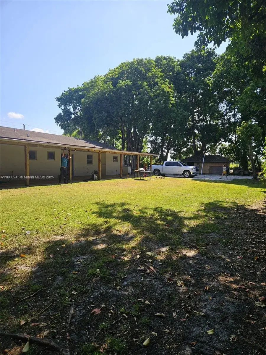 19230 SW 216TH ST, Miami FL 33170