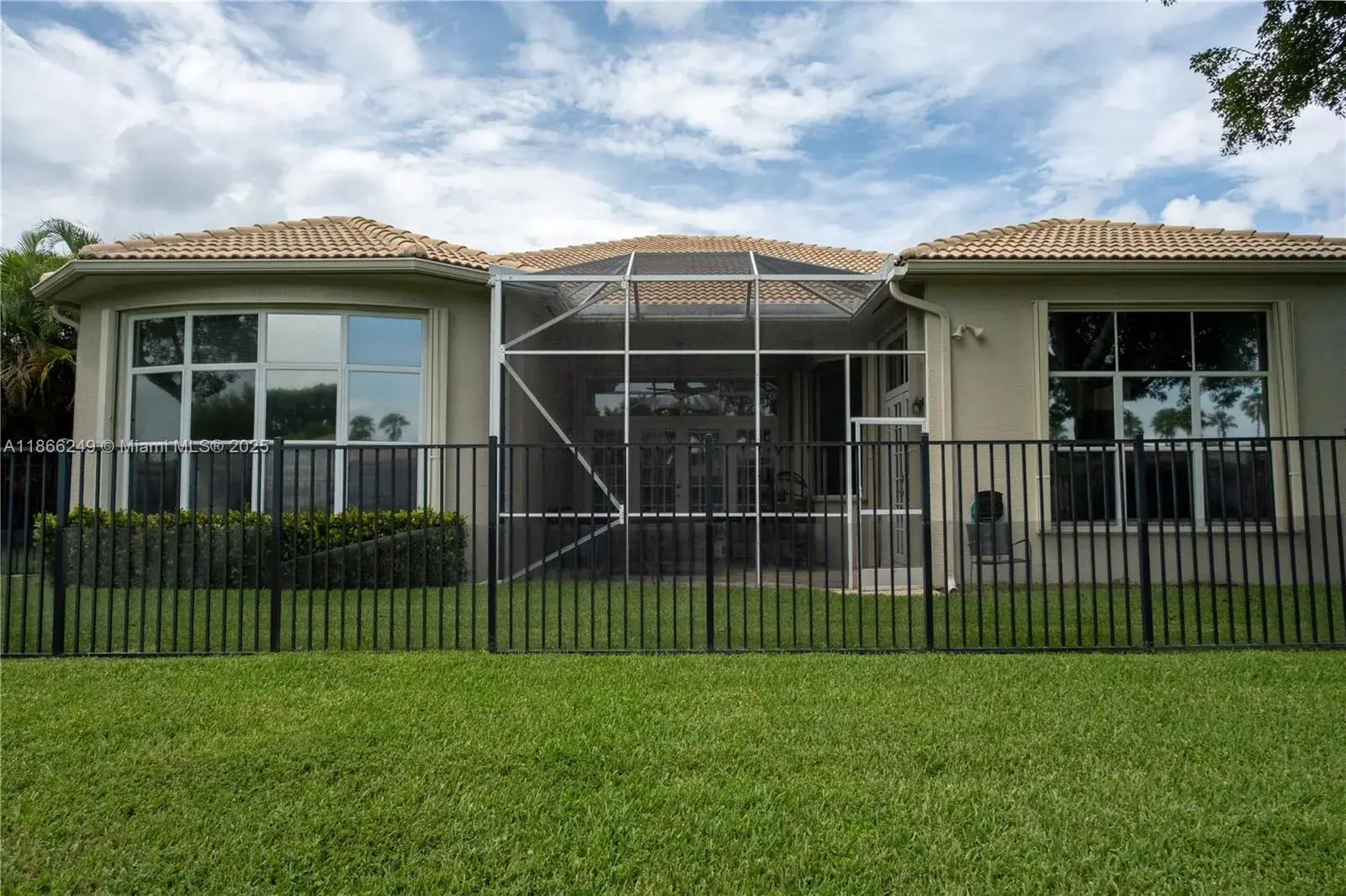 9350 W Via Classico W, Wellington FL 33411