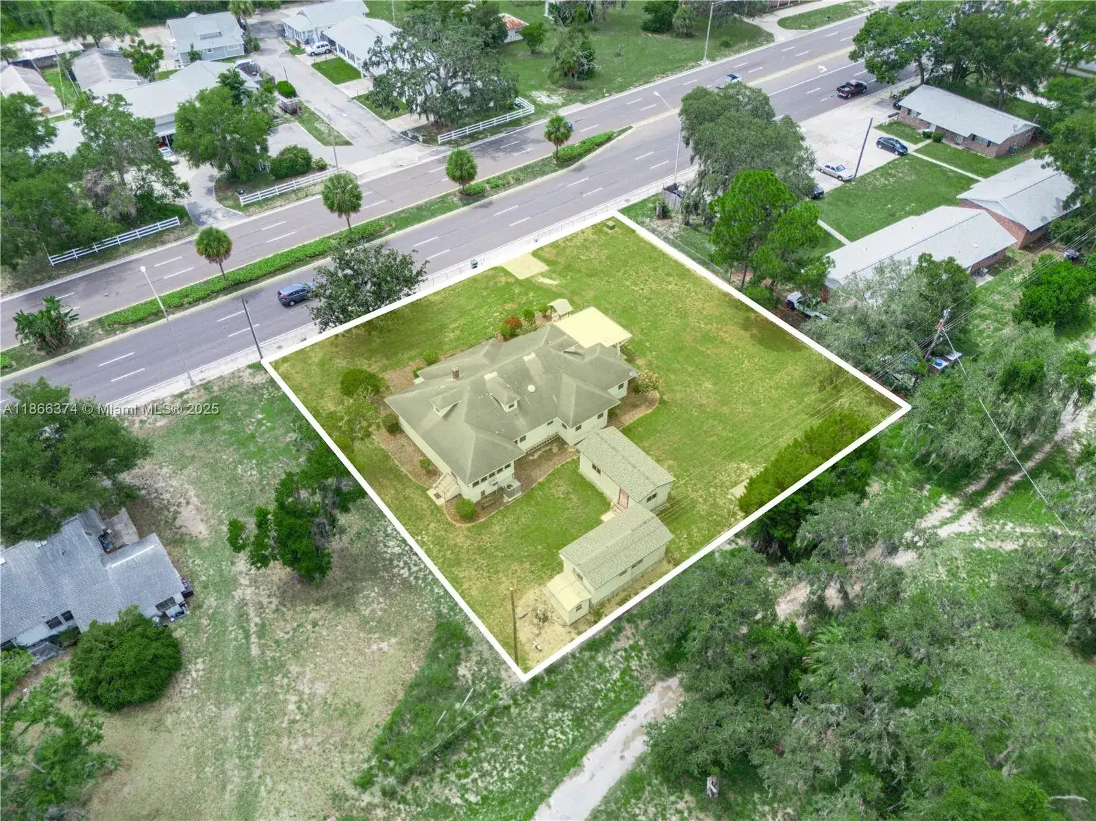 1070 S Lake Shore Way, Other City - In The State Of Florida FL 33850 photo 5