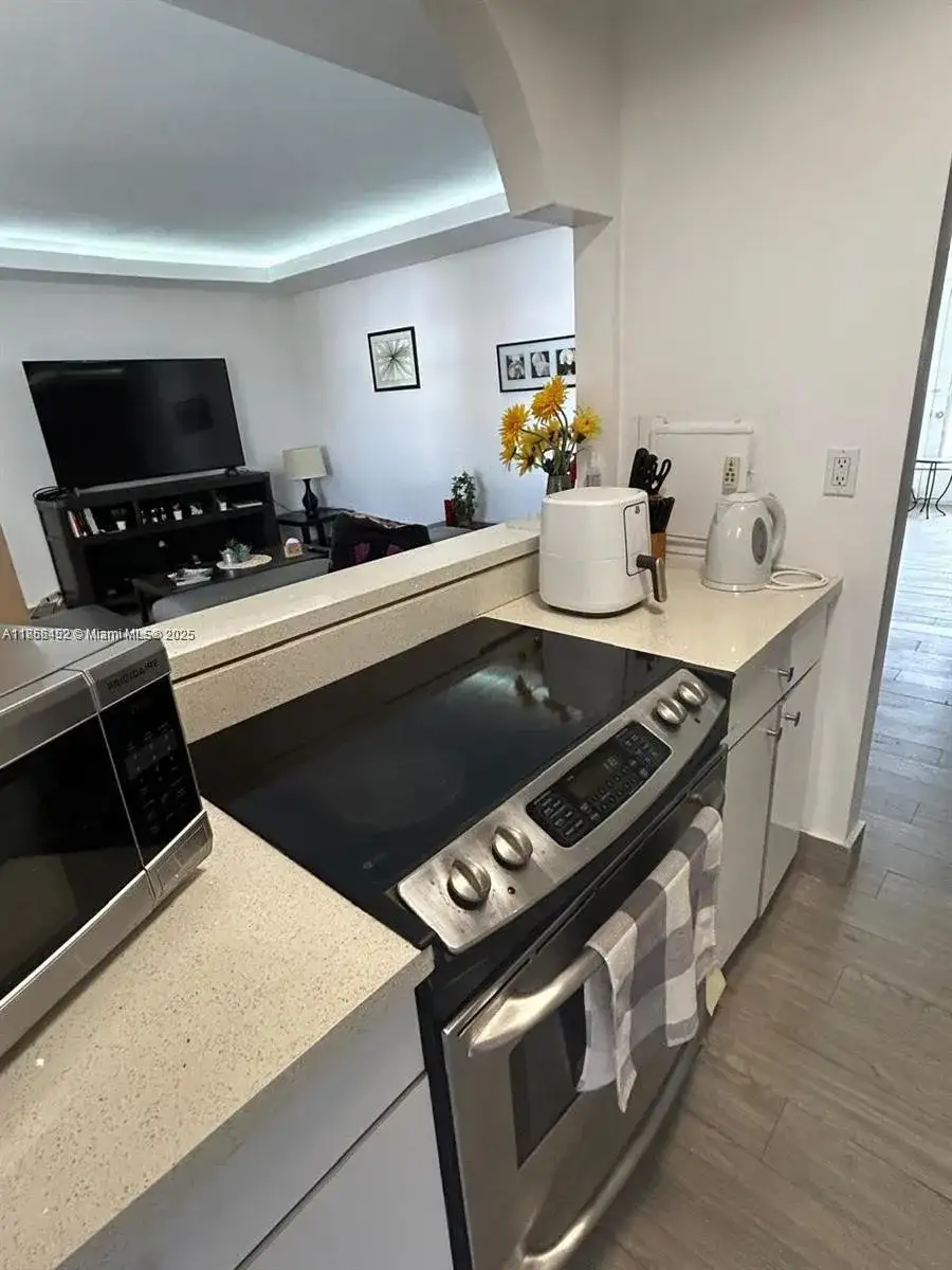 16900 NE 14th Ave # 209, Miami FL 33162 photo 3