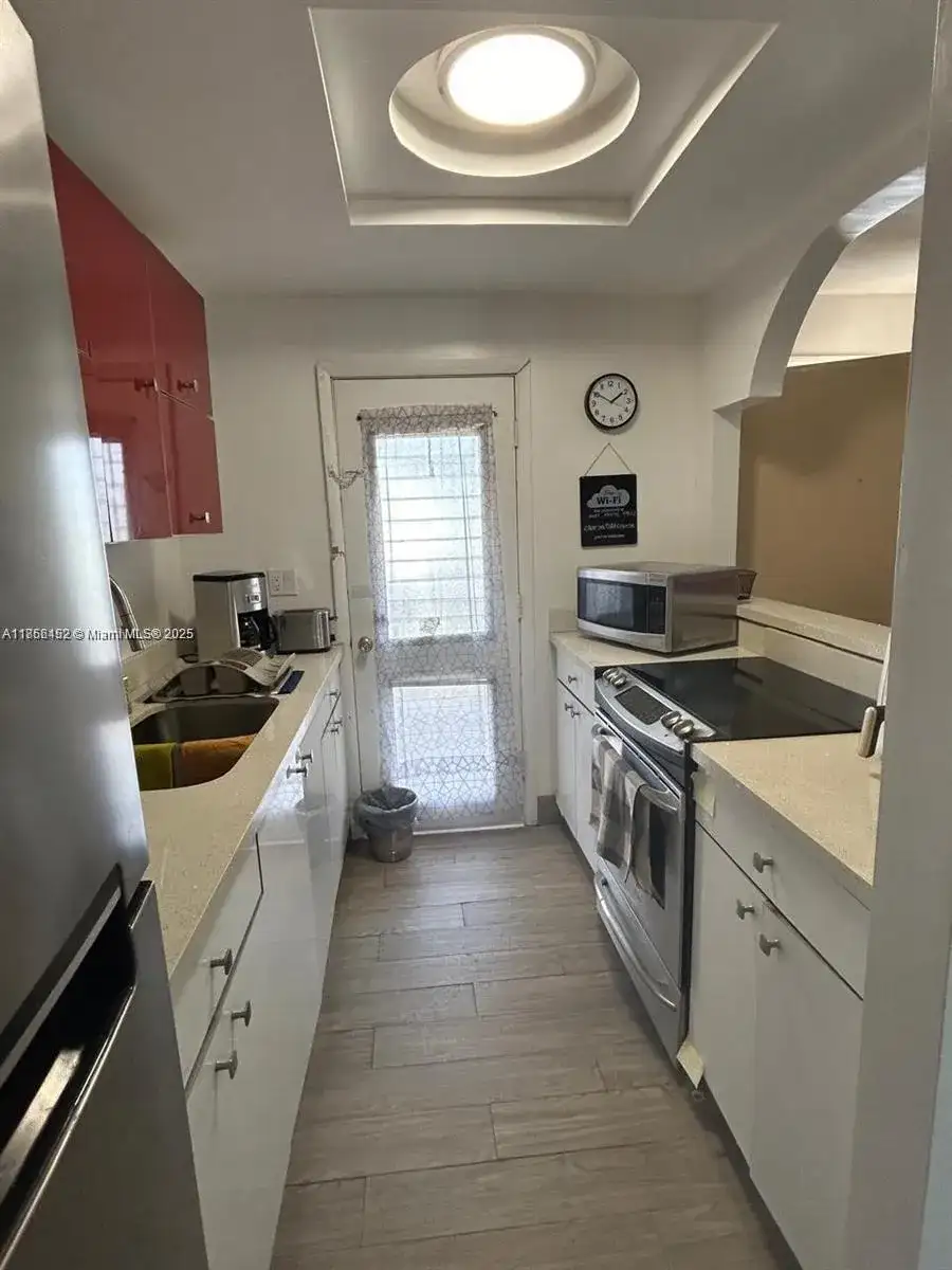 16900 NE 14th Ave # 209, Miami FL 33162 photo 5