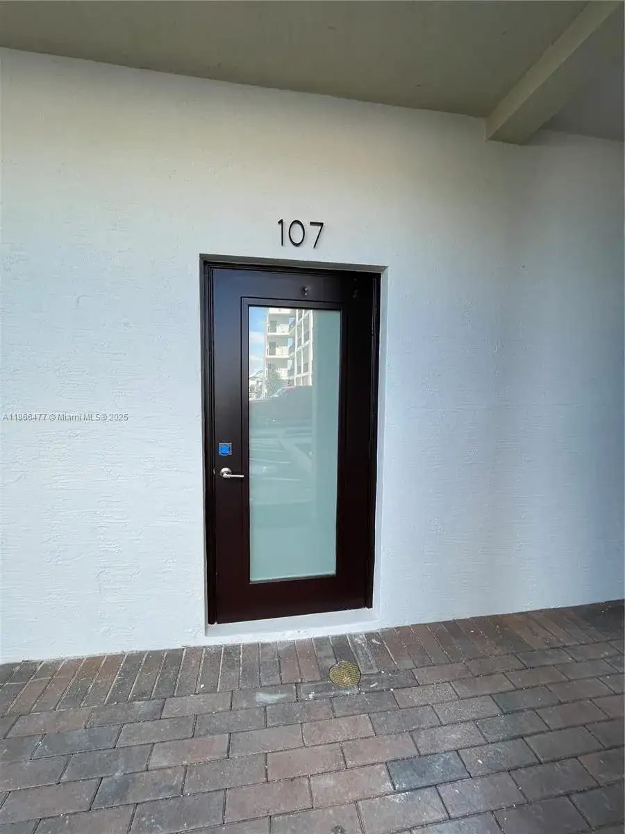8265 NW 41st St # 107, Doral FL 33166 photo 2