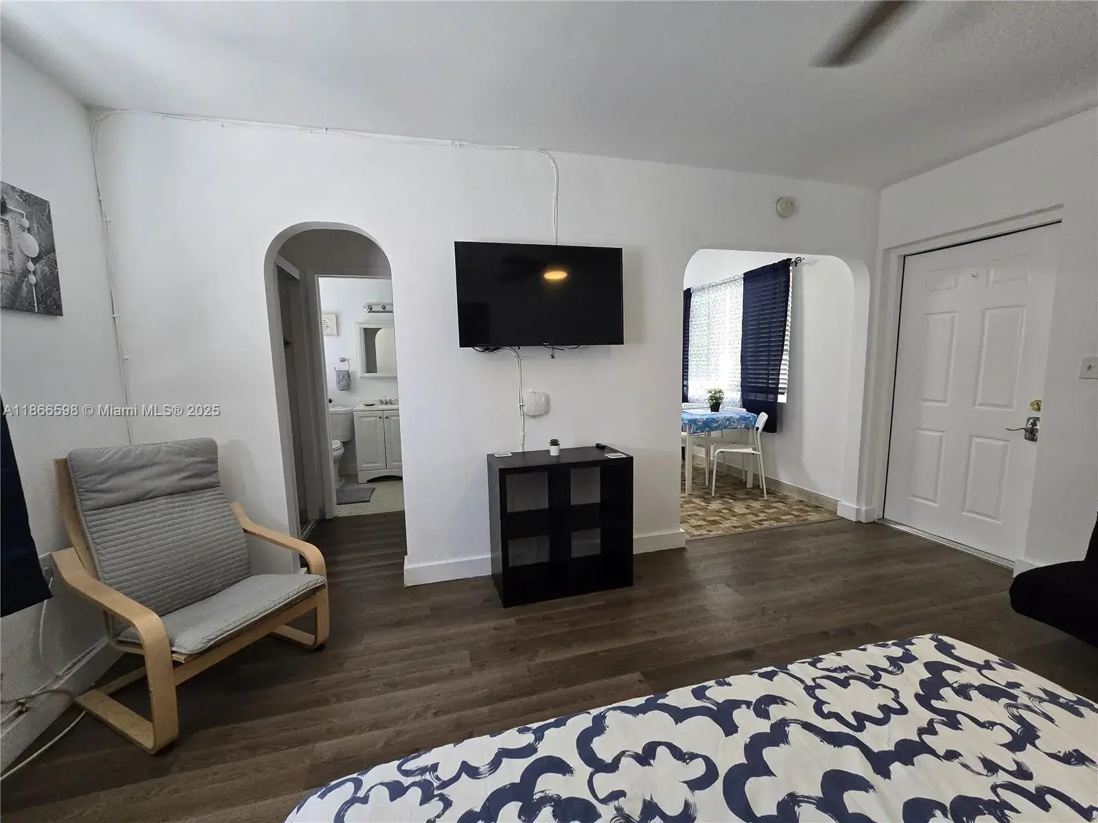 2305 Monroe St # 12, Hollywood FL 33020