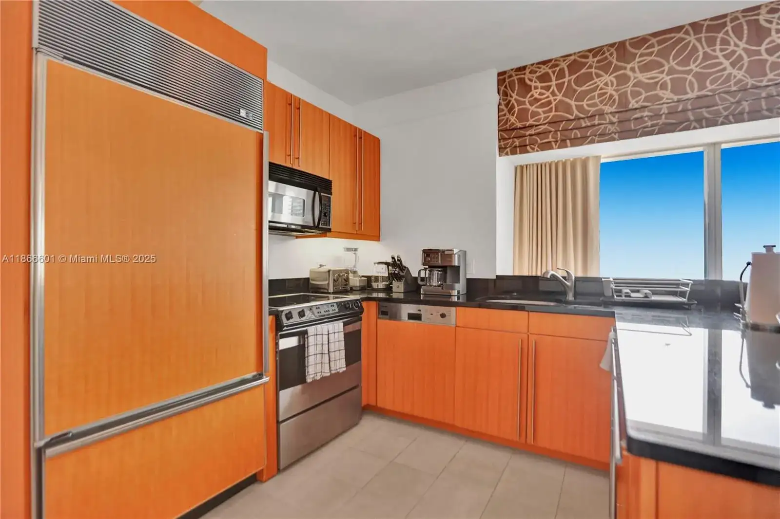 1435 Brickell Ave # 3212, Miami FL 33131 photo 3