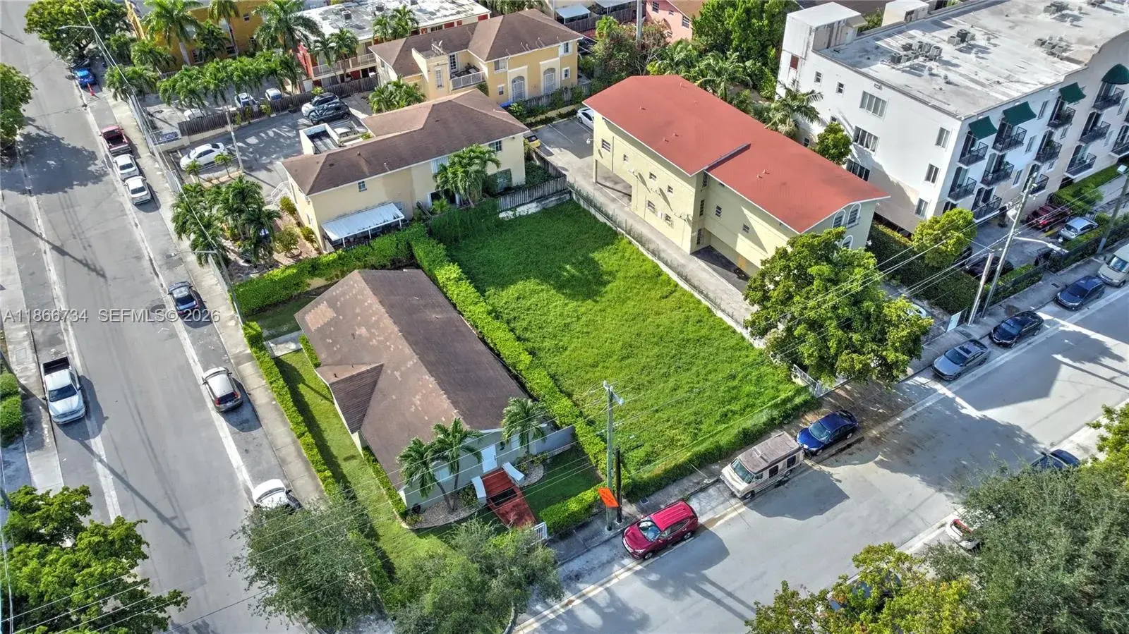 236 SW 4TH AVE, Miami FL 33130