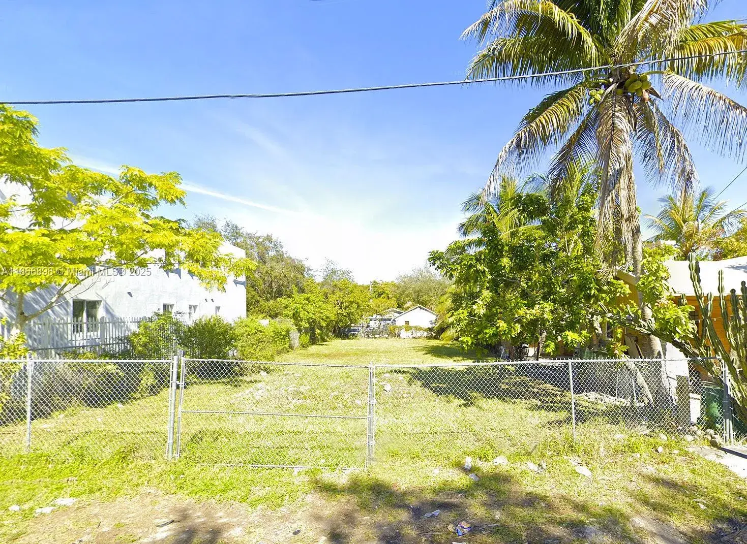 125 NE 55th St, Miami FL 33137
