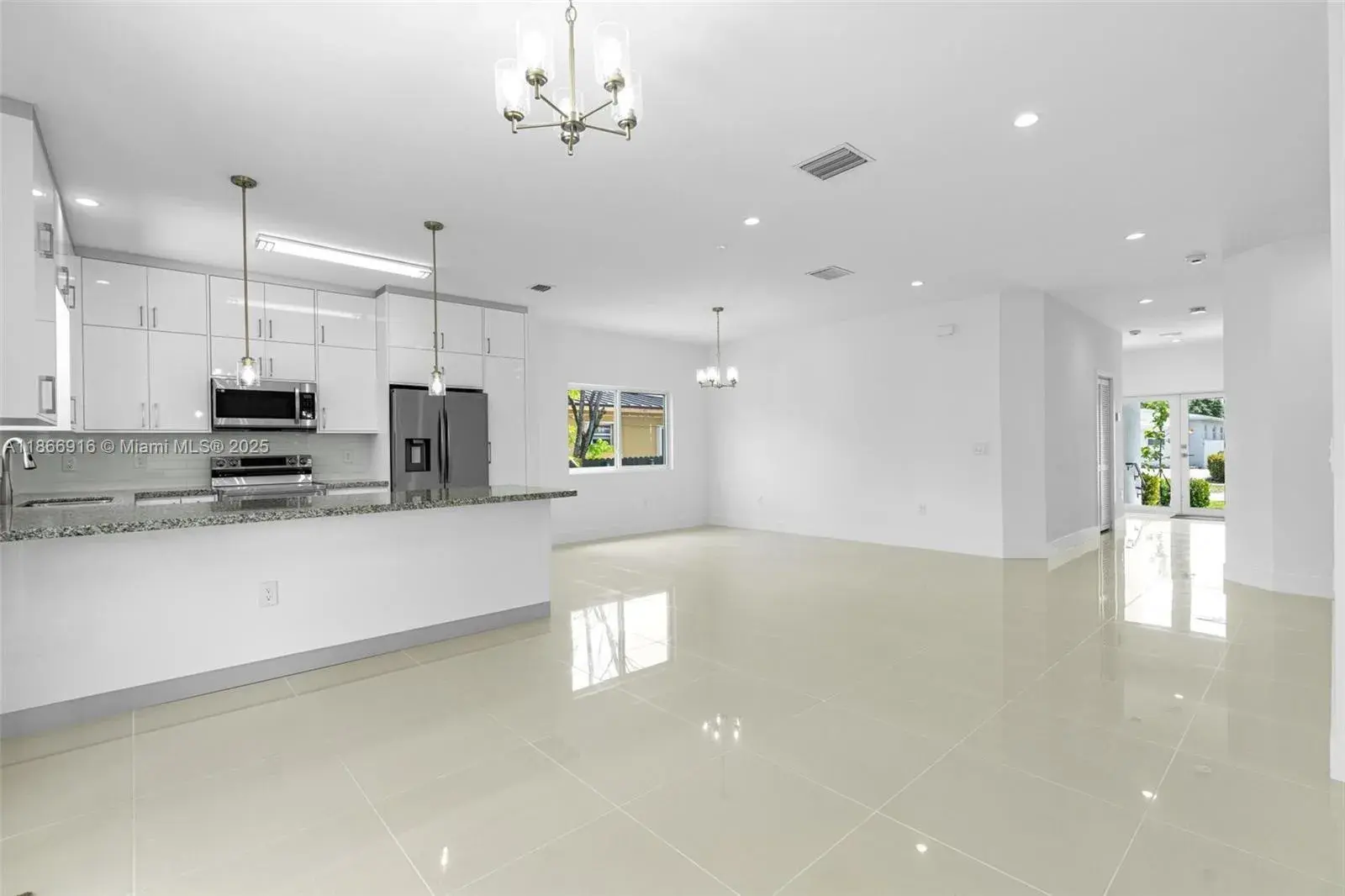 550 NW 58th Ct, Miami FL 33126