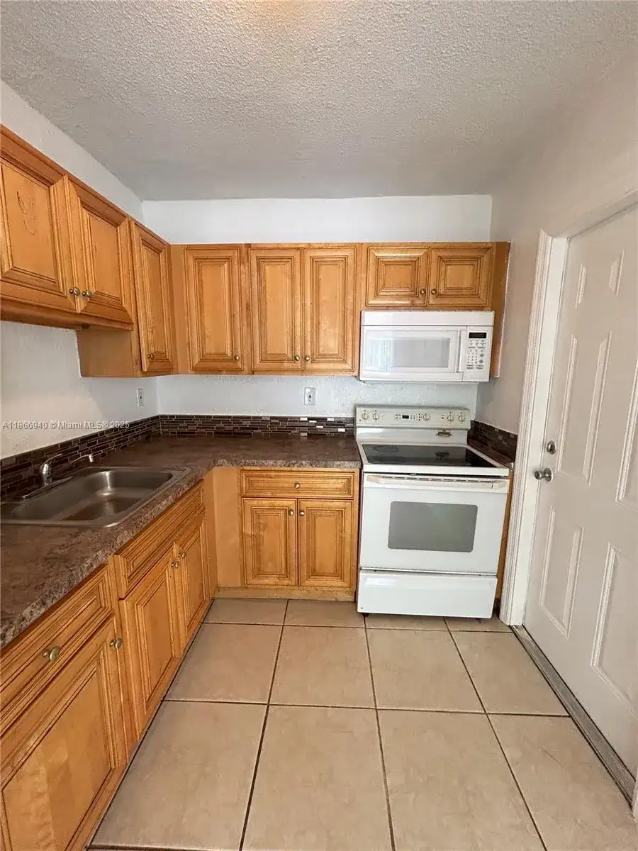 8287 NE Miami Ct # 101, Miami FL 33138 photo 4