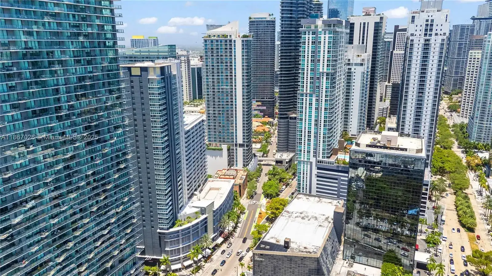 1250 S Miami Ave # 3506, Miami FL 33130 photo 2