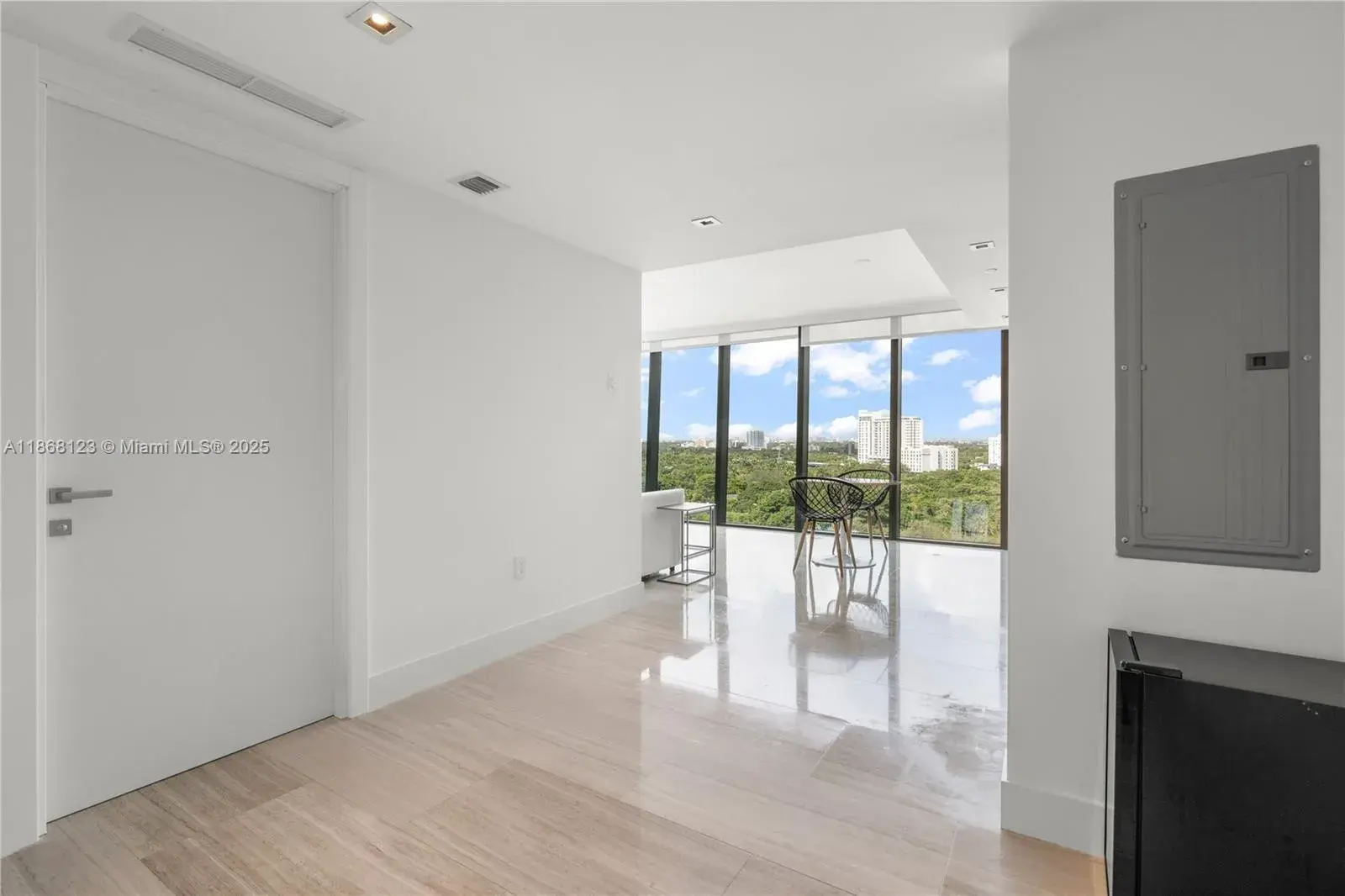 1451 Brickell Ave, Miami FL 33131