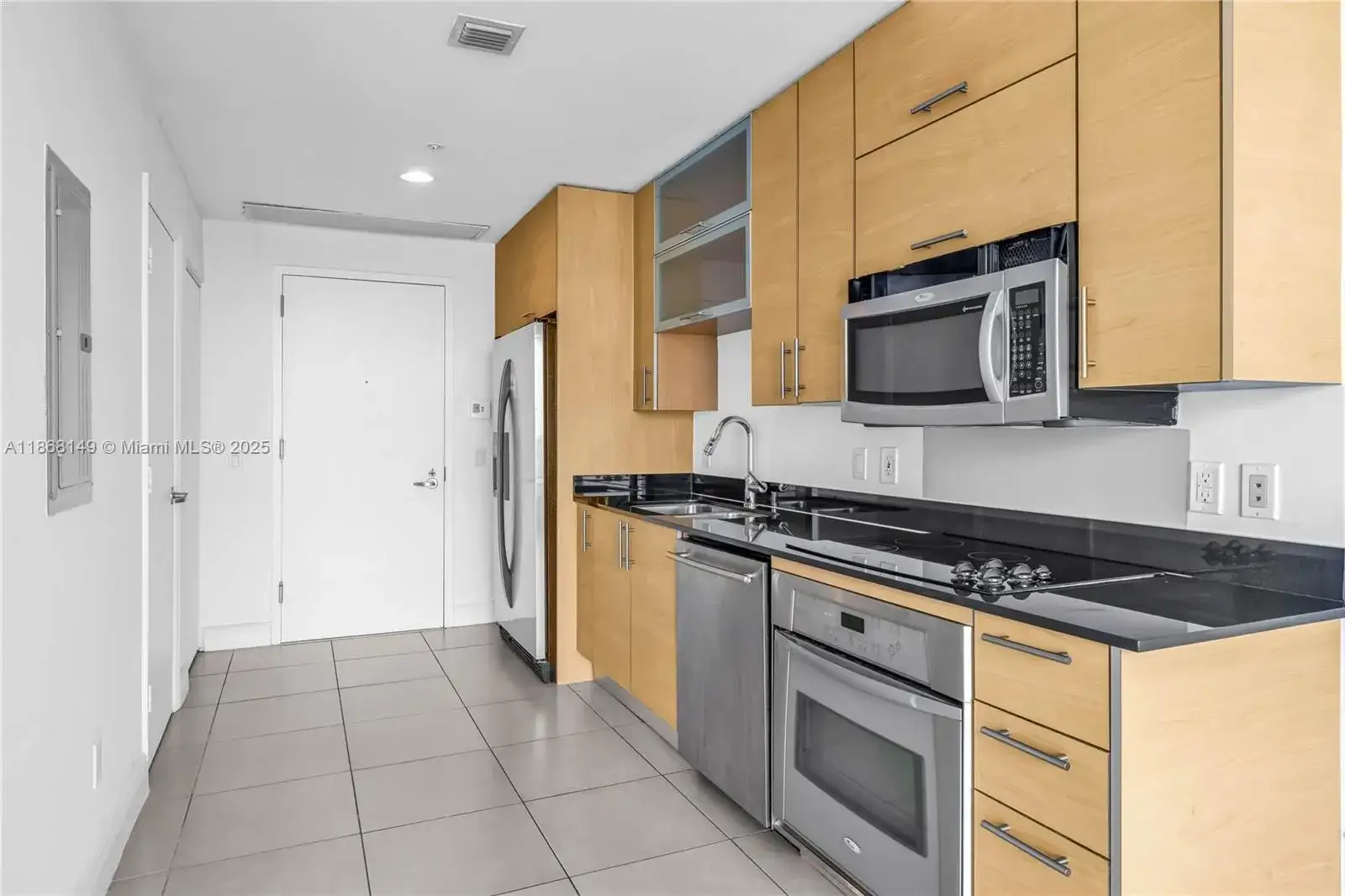 60 SW 13th St # 2119, Miami FL 33130 photo 5