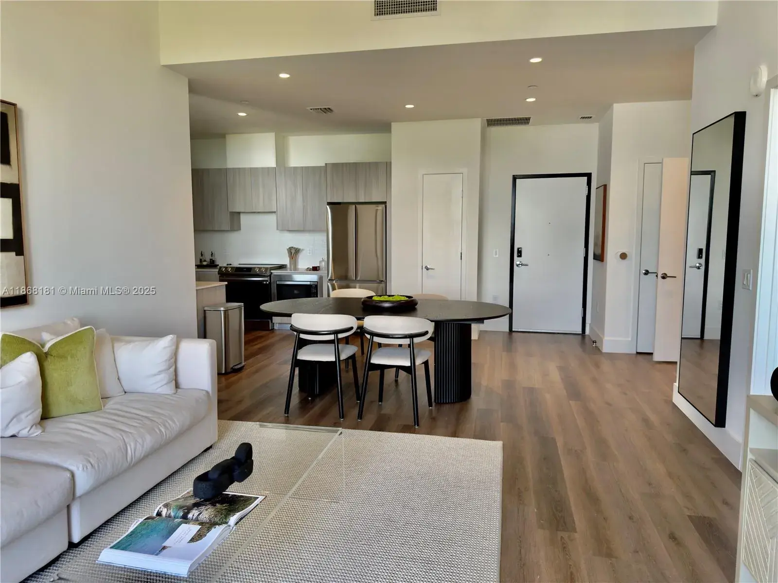 2800 SW 27th Terrace # 0610, Miami FL 33133