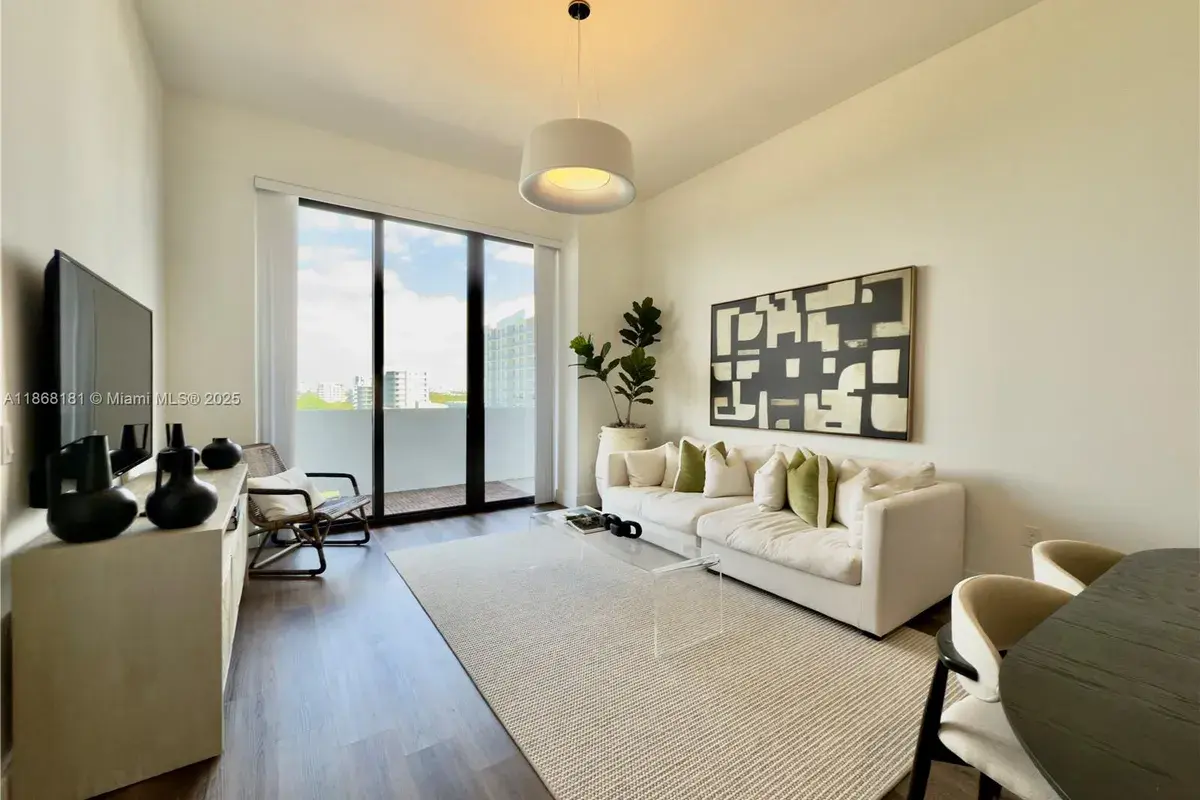 2800 SW 27th Terrace # 0610, Miami FL 33133