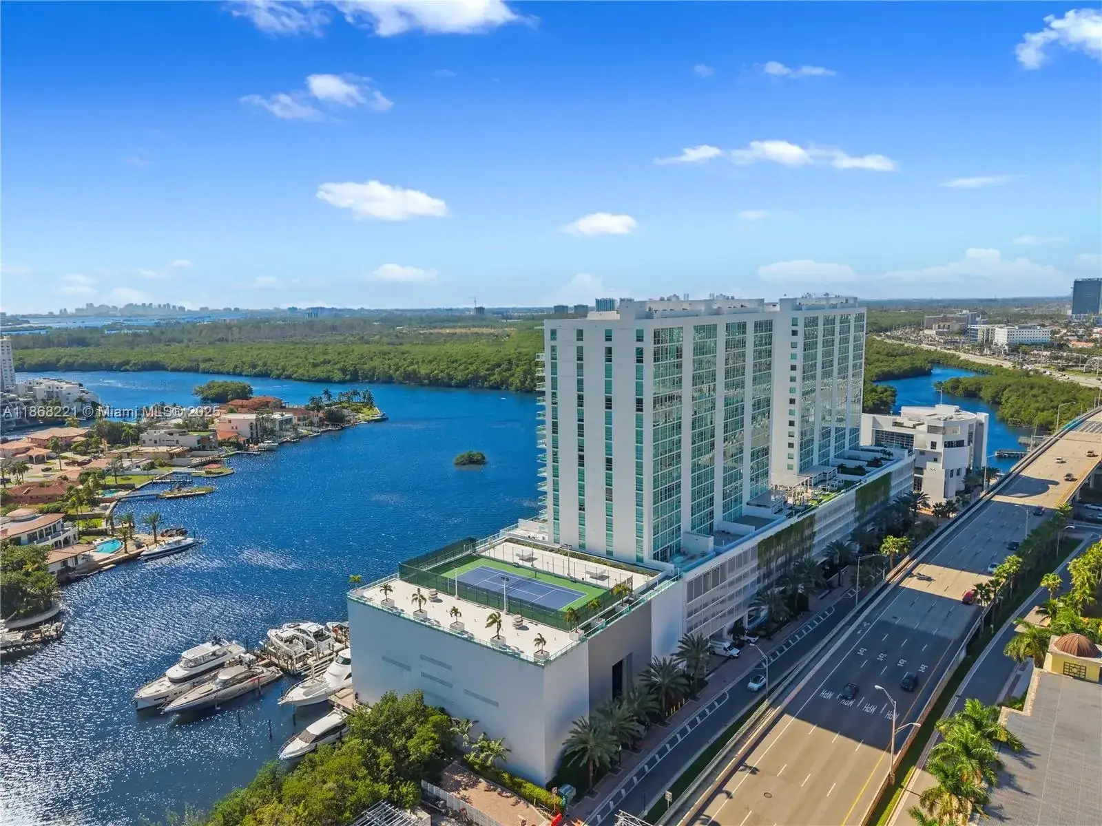 400 Sunny Isles Blvd # 419, Sunny Isles Beach FL 33160