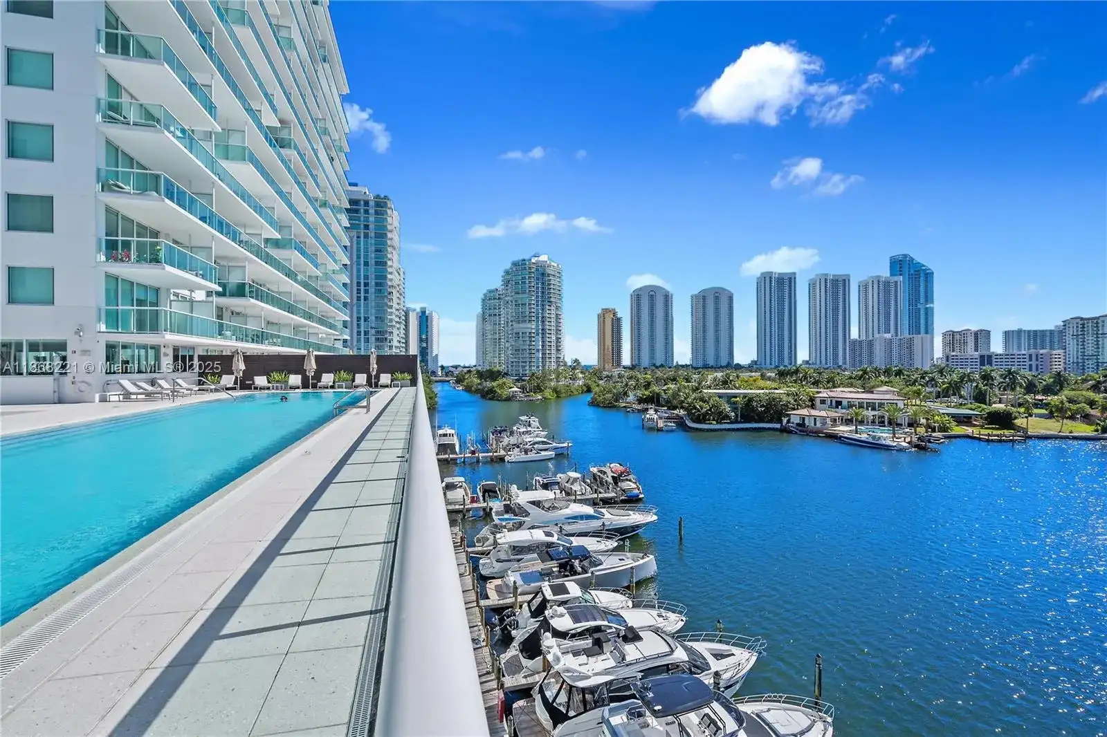 400 Sunny Isles Blvd # 419, Sunny Isles Beach FL 33160 photo 3