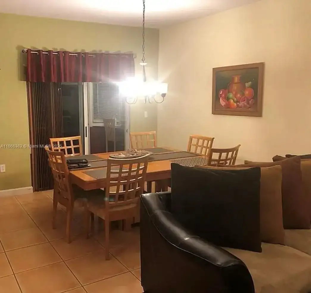 4143 NE 9th St, Homestead FL 33033 photo 4