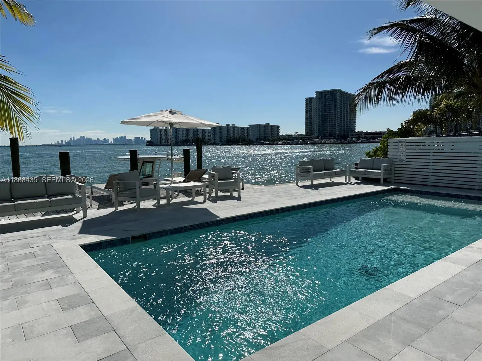 1930 Bay Rd Third Level Un # 2, Miami Beach FL 33141