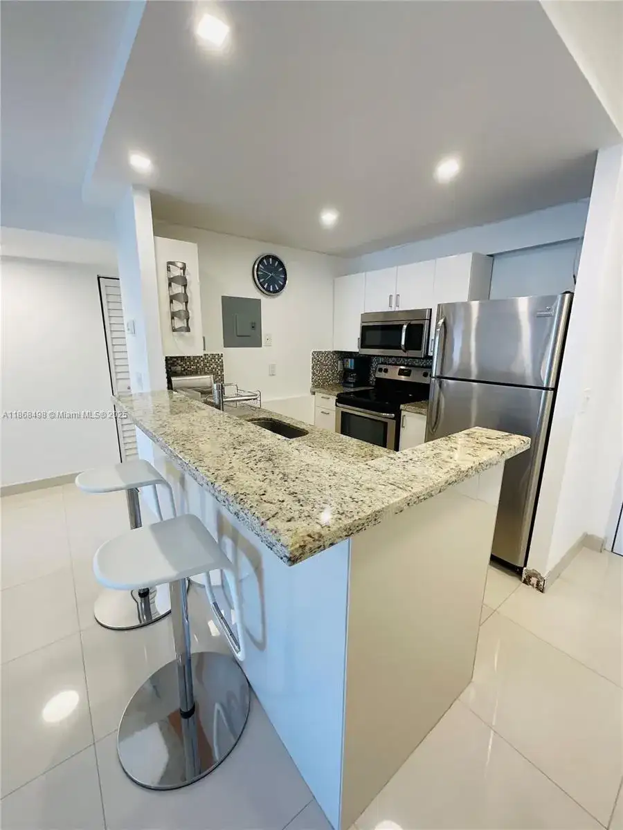 3545 NE 167th St # 505, North Miami Beach FL 33160 photo 4