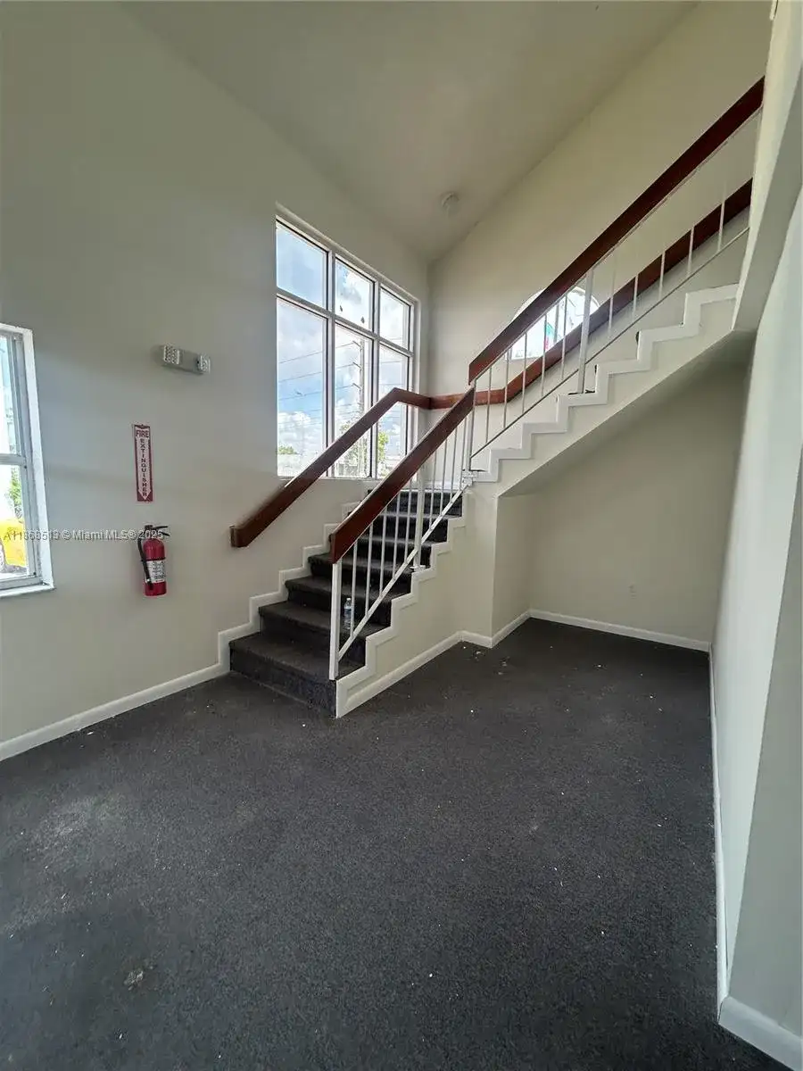 7350 NW 7th St # 112B, Miami FL 33126 photo 4
