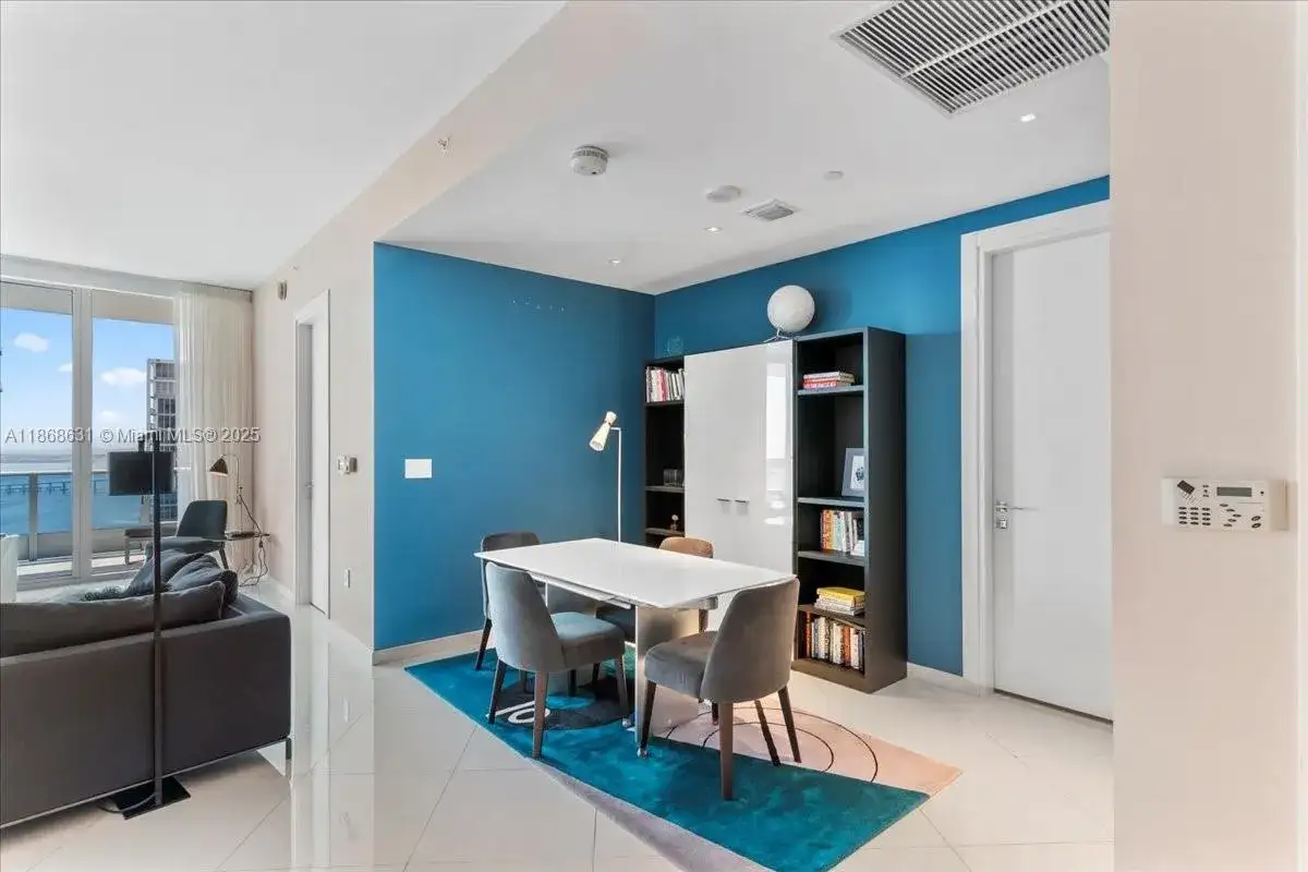 200 Biscayne Boulevard Way # 4804, Miami FL 33131 photo 3