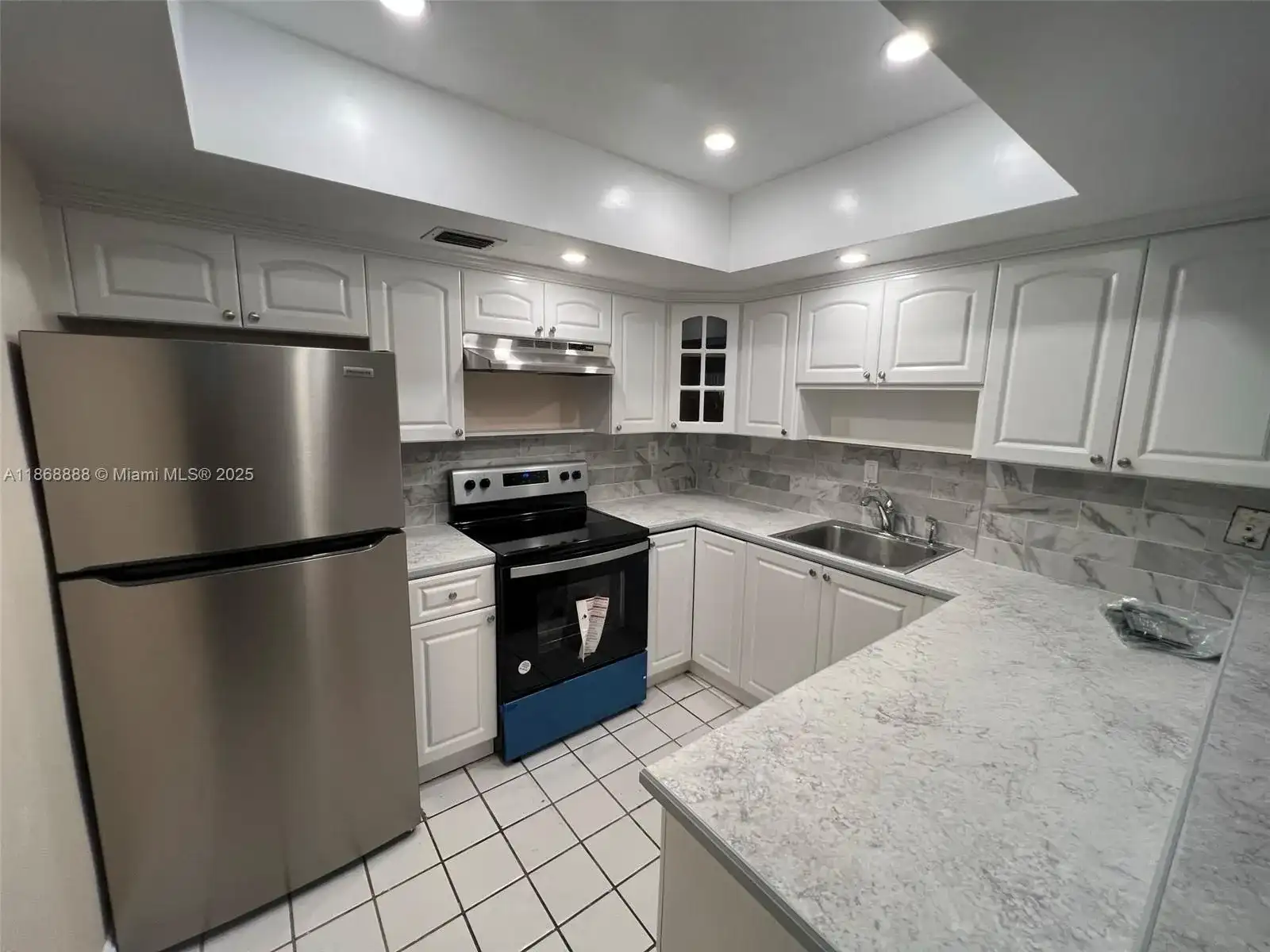 2605 NW 47th Ter # 103, Lauderdale Lakes FL 33313