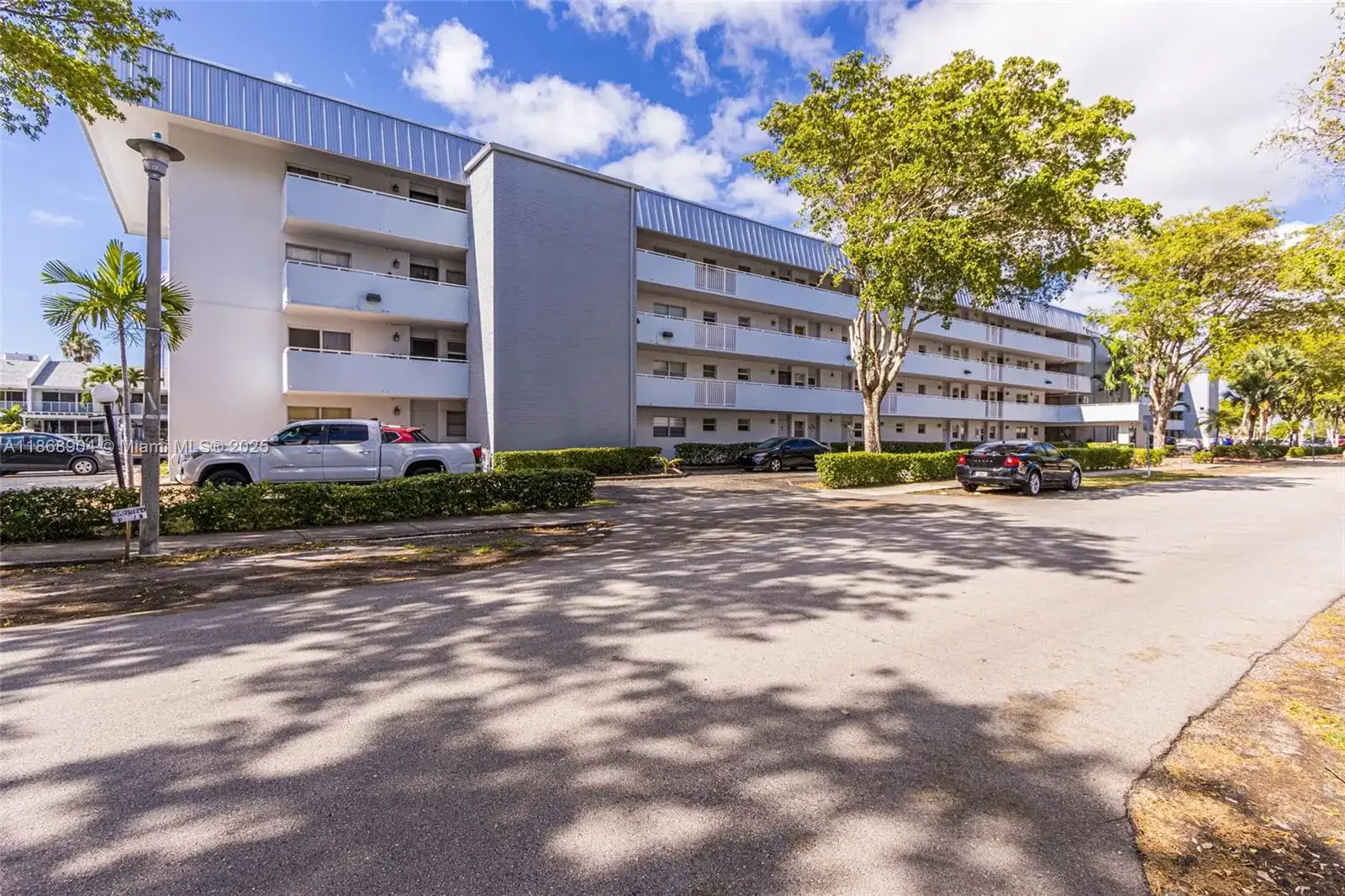 3600 NE 170th St # 112, North Miami Beach FL 33160 photo 5