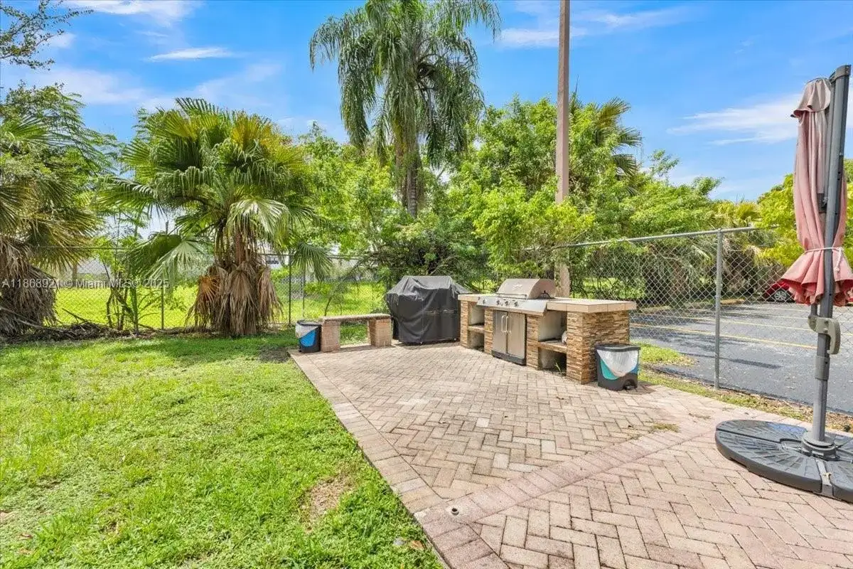 900 NE 195th Street # 607, Miami FL 33179 photo 5