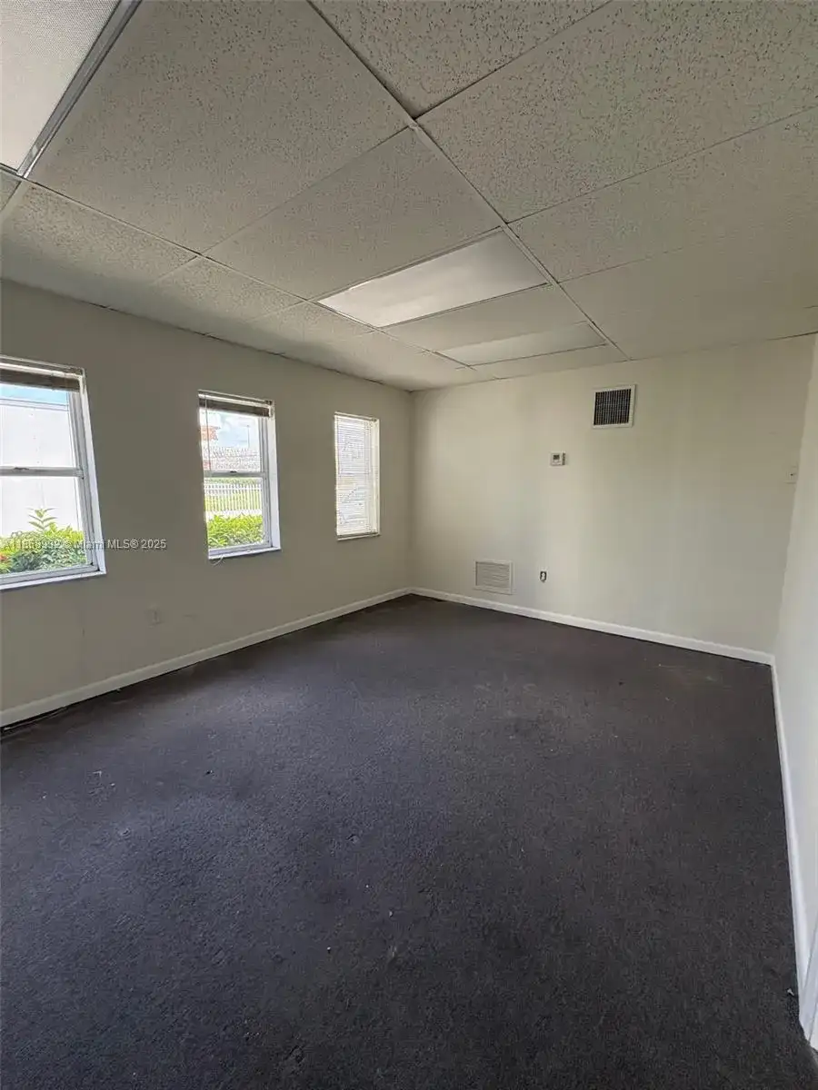 7350 NW 7th St # 112A, Miami FL 33126 photo 2