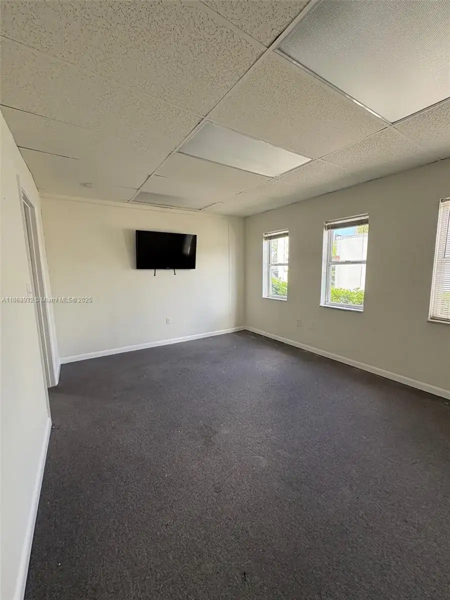 7350 NW 7th St # 112A, Miami FL 33126 photo 3