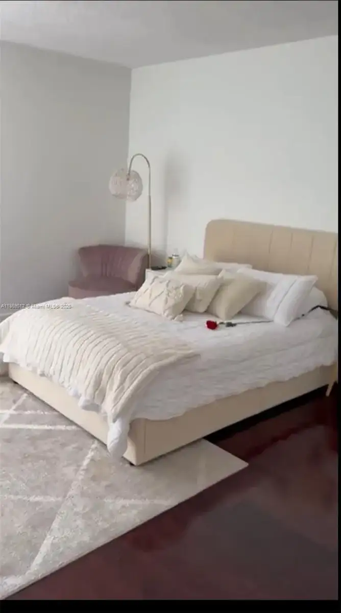 3675 N Country Club Dr # 507, Aventura FL 33180 photo 3