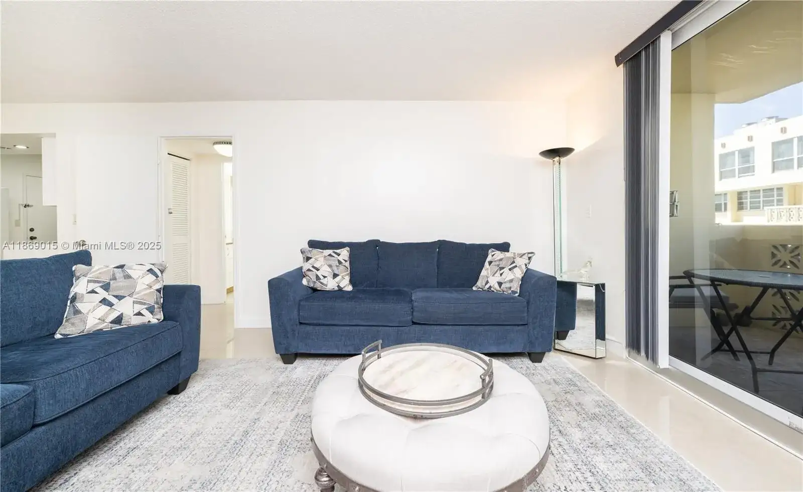 1833 S Ocean Dr # 1007, Hallandale Beach FL 33009 photo 2
