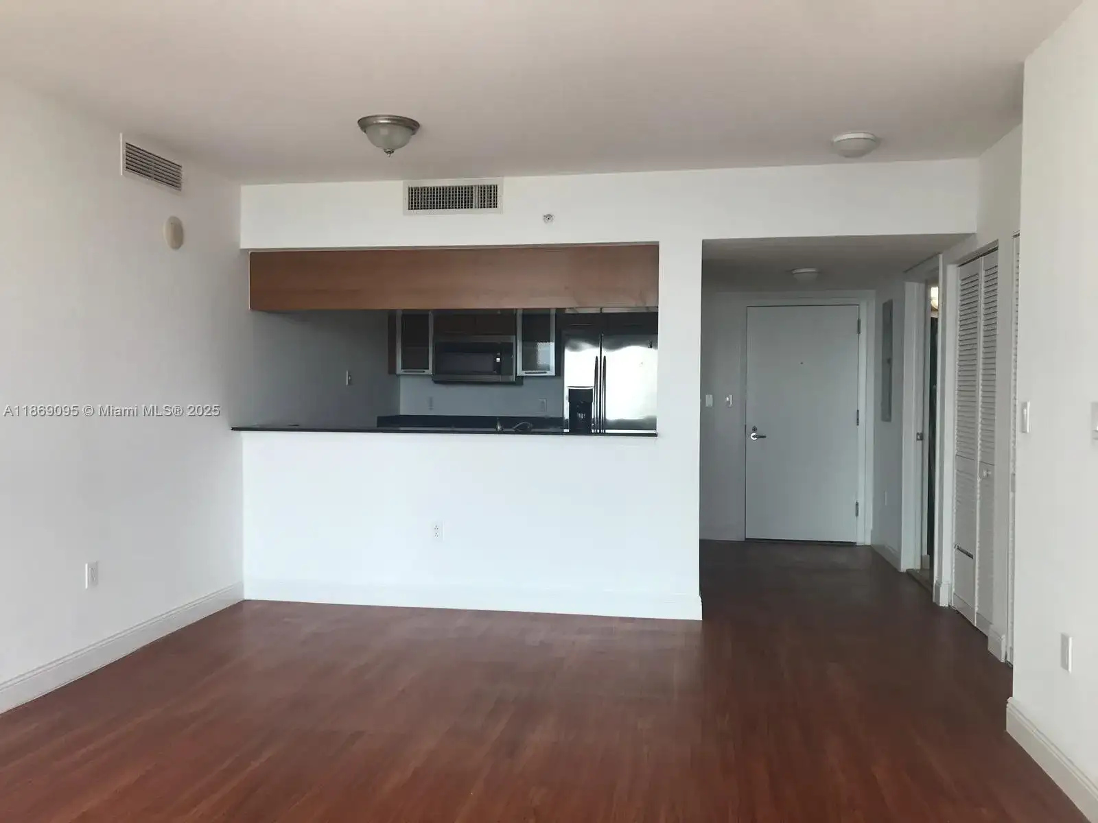 1800 N Bayshore Dr # 3910, Miami FL 33132 photo 3