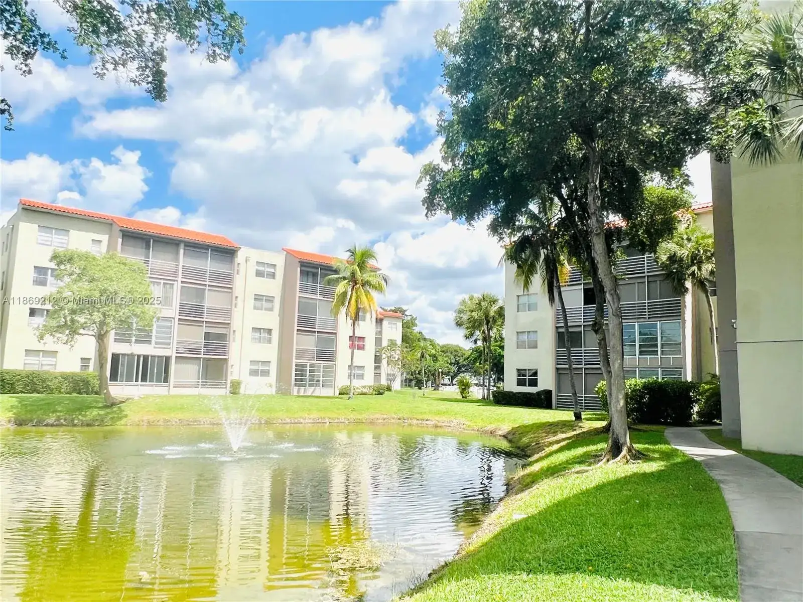 1820 SW 81st Ave # 3405, North Lauderdale FL 33068
