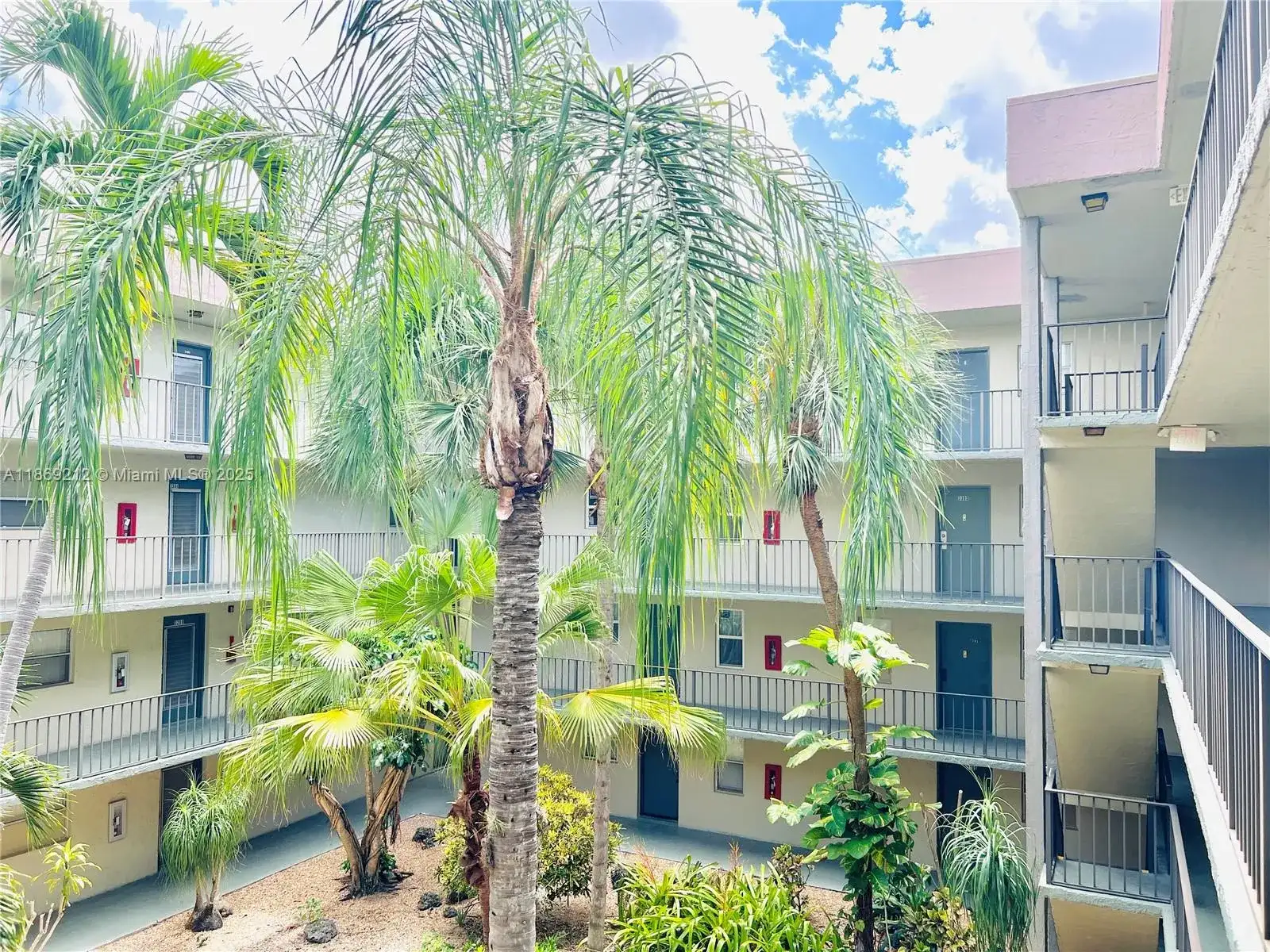 1820 SW 81st Ave # 3405, North Lauderdale FL 33068 photo 3