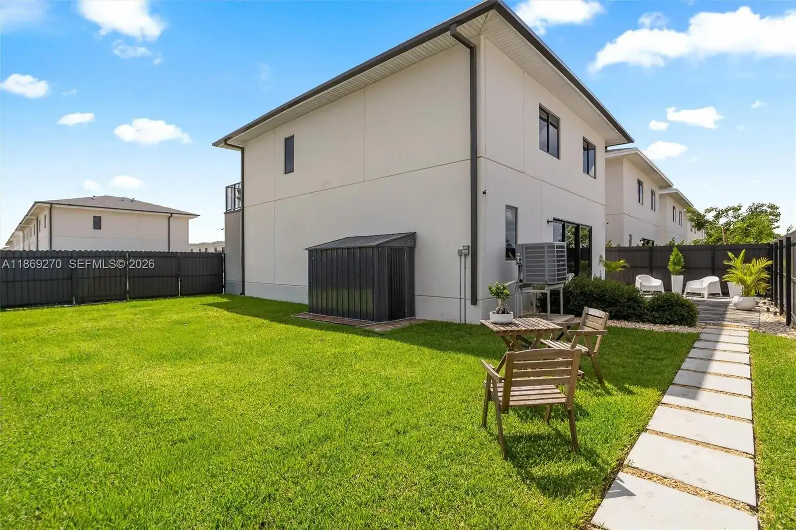321 NW 13th Pl, Florida City FL 33034 photo 5