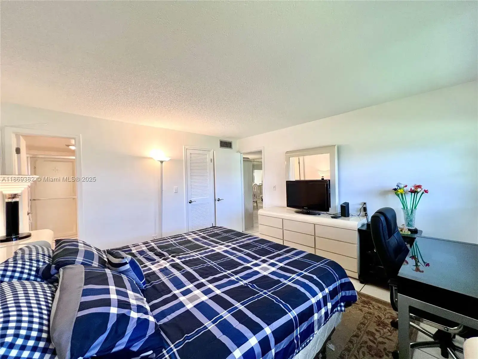 671 S Hollybrook Dr # 209, Pembroke Pines FL 33025 photo 3